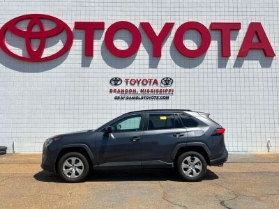 2020 Toyota RAV4 - Photo 4