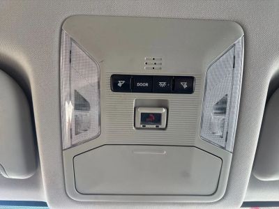 2020 Toyota RAV4 - Photo 15