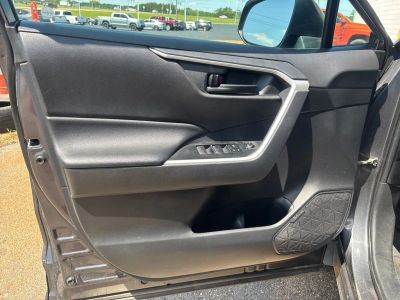 2020 Toyota RAV4 - Photo 6