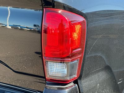 2026 2018 Toyota Tacoma - Photo 17