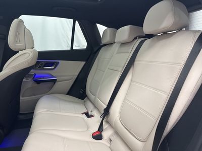 2026 Mercedes-Benz GLC — photo 19 view