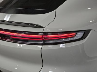 2026 Porsche Cayenne Coupe - Photo 30