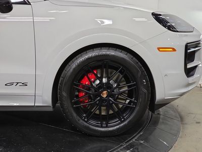 2026 Porsche Cayenne Coupe - Photo 11