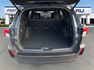 2026 Subaru Outback — photo 12 view