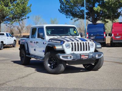 2021 Jeep Gladiator Overland 4X4 in Bright White Clearcoat — front three-quarter view