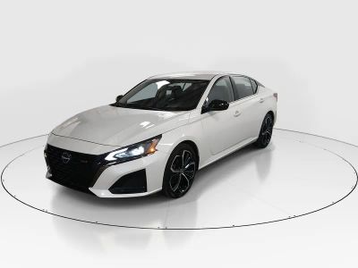2024 Nissan Altima - Photo 3