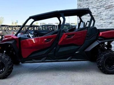 2025 Can-Am Commander MAX XT 700 - Photo 9