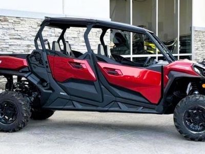 2025 Can-Am Commander MAX XT 700 - Photo 8
