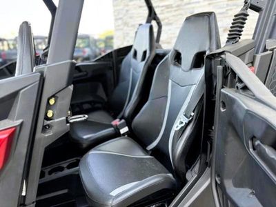 2025 Can-Am Commander MAX XT 700 - Photo 12