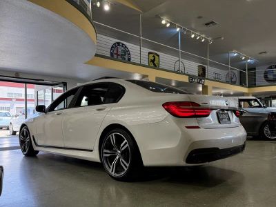 2019 BMW 7 Series - Photo 2
