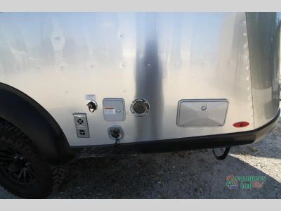 2025 Airstream Basecamp — photo 18 view