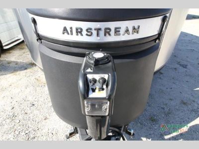 2025 Airstream Basecamp — photo 10 view