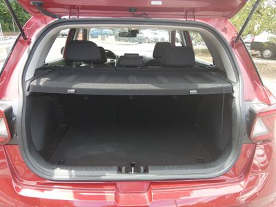 2025 Hyundai Venue - Photo 11