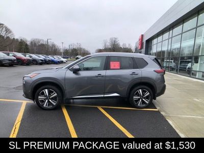 2023 Nissan Rogue SL - Photo 4