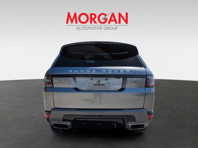 2022 Land Rover Range Rover Sport — interior view