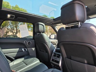 2022 Land Rover Range Rover Sport — photo 12 view