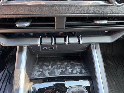 2026 Chevrolet Colorado - Photo 25
