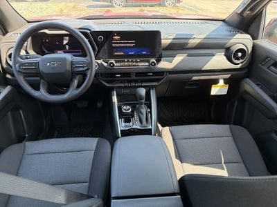 2026 Chevrolet Colorado - Photo 16
