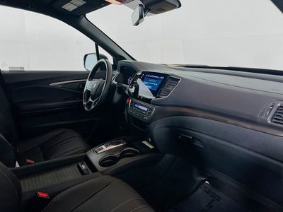 2023 Honda Passport — photo 7 view