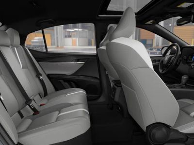 2026 Toyota Camry - Photo 21