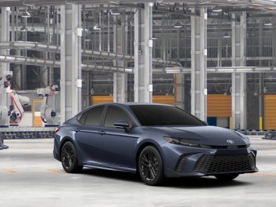 2026 Toyota Camry - Photo 15