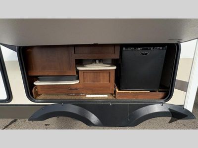2015 Jayco WHITE HAWK ULTRA LITE — photo 10 view