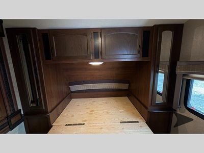 2015 Jayco WHITE HAWK ULTRA LITE — photo 17 view
