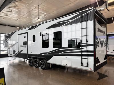 2026 Grand Design Momentum M-Class - Photo 7