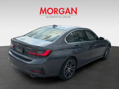 2021 BMW 3 Series — engine compartment view