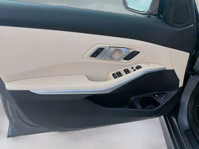 2021 BMW 3 Series — photo 19 view