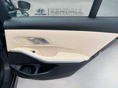 2021 BMW 3 Series — photo 30 view
