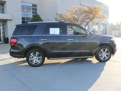 2022 Ford Expedition — detail view