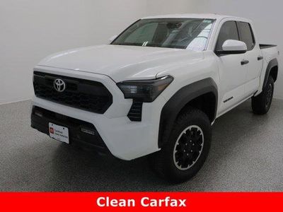 2025 Toyota Tacoma 4WD - Photo 2