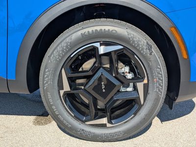 2026 Kia Sportage — photo 11 view