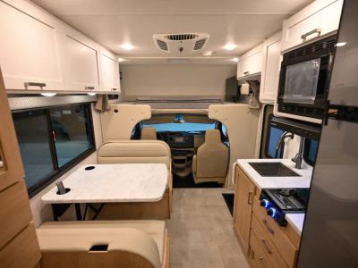 2026 Thor Motor Coach FREEDOM ELITE — rear three-quarter view