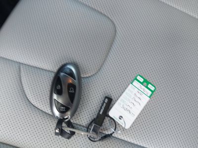 2025 Hyundai Elantra — photo 15 view