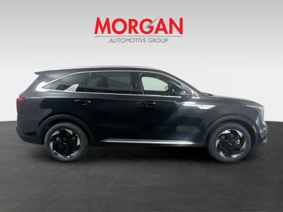 2026 Kia Sorento Hybrid — side profile view