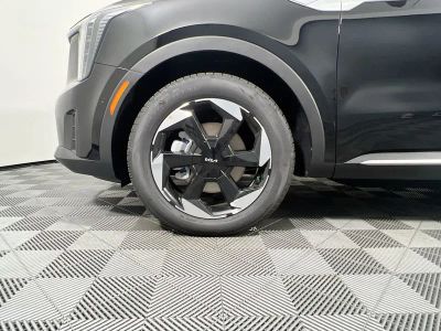 2026 Kia Sorento Hybrid — photo 13 view