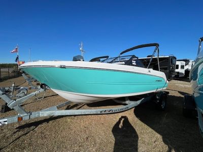 2026 Stingray DC 172 - Photo 4
