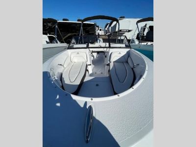 2026 Stingray DC 172 - Photo 7