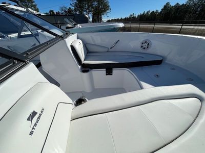 2026 Stingray DC 172 - Photo 13