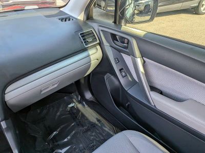 2018 Subaru Forester — photo 17 view