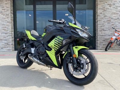 2026 Kawasaki Ninja 650 - Photo 1