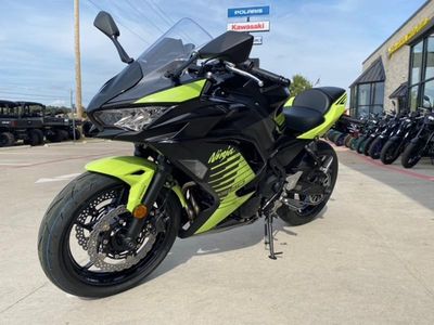 2026 Kawasaki Ninja 650 - Photo 2