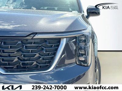 2026 Kia Sorento — photo 8 view