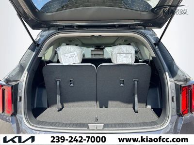 2026 Kia Sorento — photo 11 view