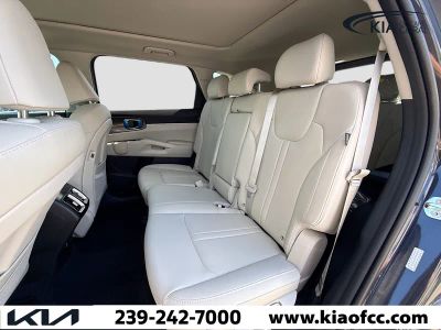 2026 Kia Sorento — photo 19 view