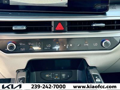 2026 Kia Sorento — photo 32 view