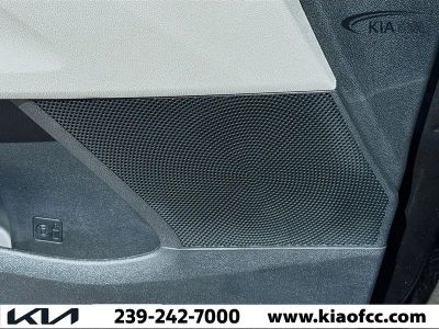 2026 Kia Sorento — photo 22 view