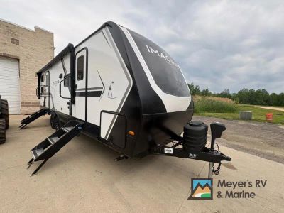 2027 Grand Design Imagine 2800BH — front three-quarter view